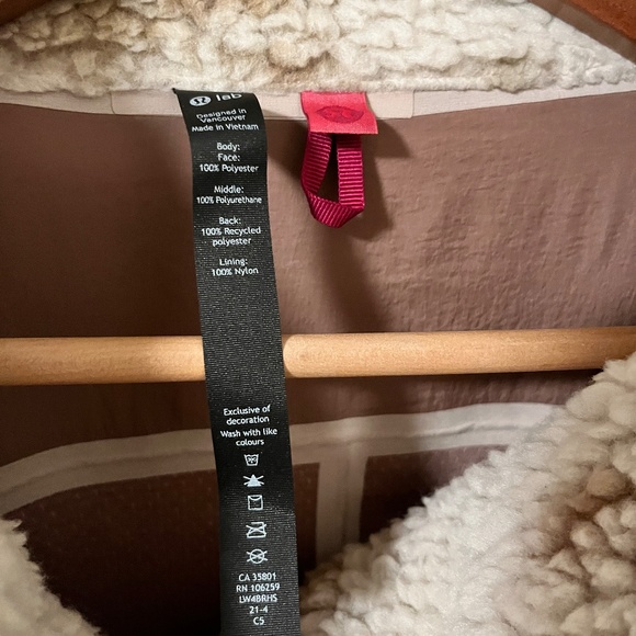 Performance faux fur coat oversized - Picture 10 of 13